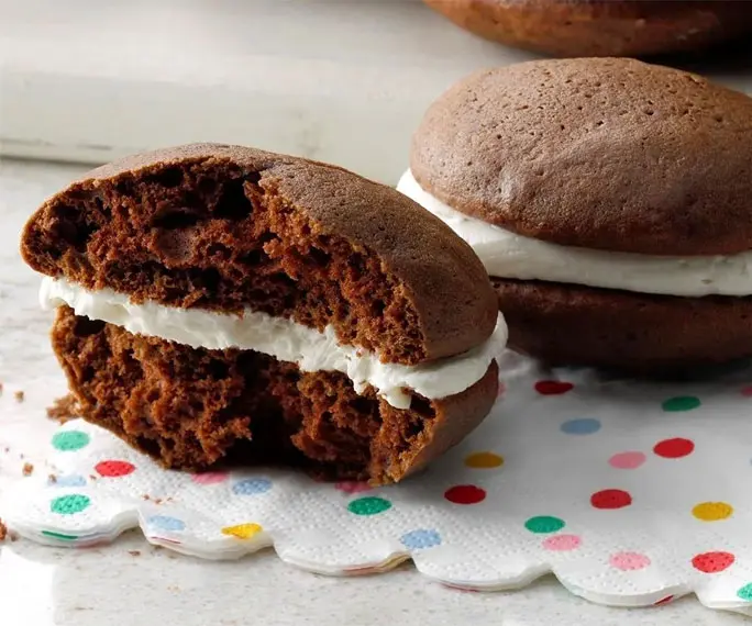 Chocolate Biscuits with cream